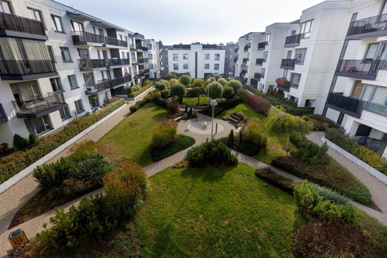 Cozy Apartment Gieysztora Wilanow By Noclegi Renters Warszawa Eksteriør bilde