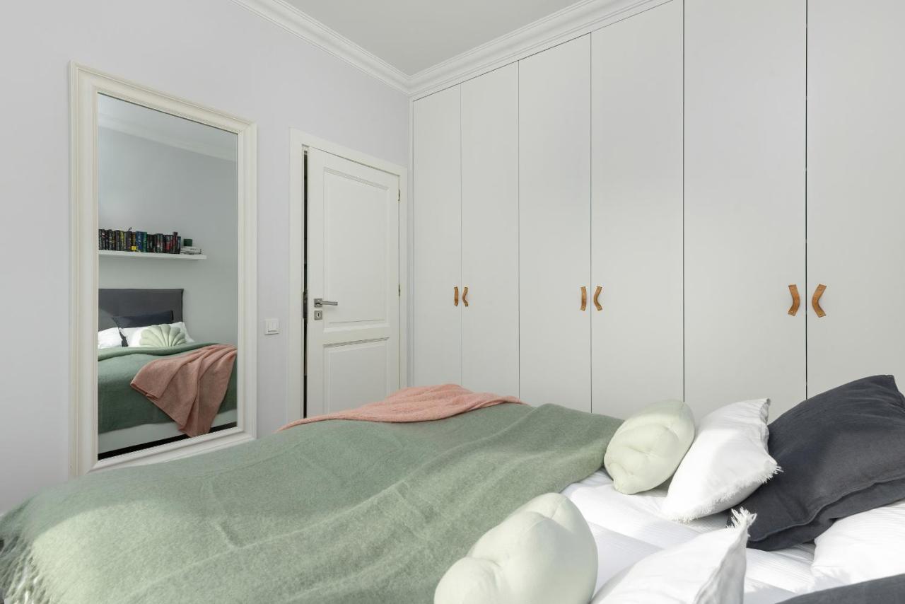 Cozy Apartment Gieysztora Wilanow By Noclegi Renters Warszawa Eksteriør bilde