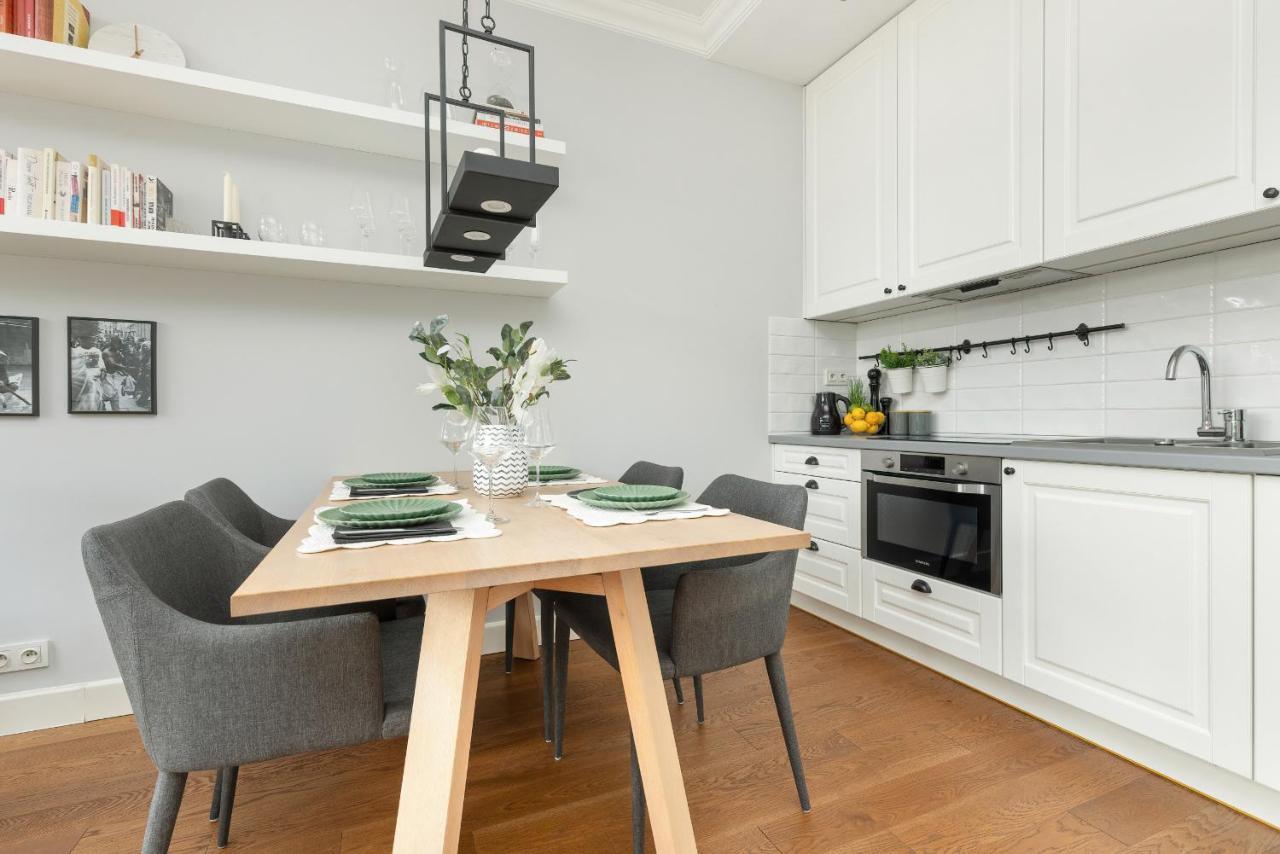 Cozy Apartment Gieysztora Wilanow By Noclegi Renters Warszawa Eksteriør bilde